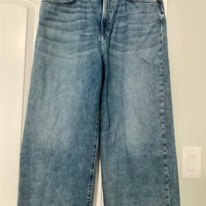 Ralph Lauren women’s High Rise wide leg jean. Egyptian cotton